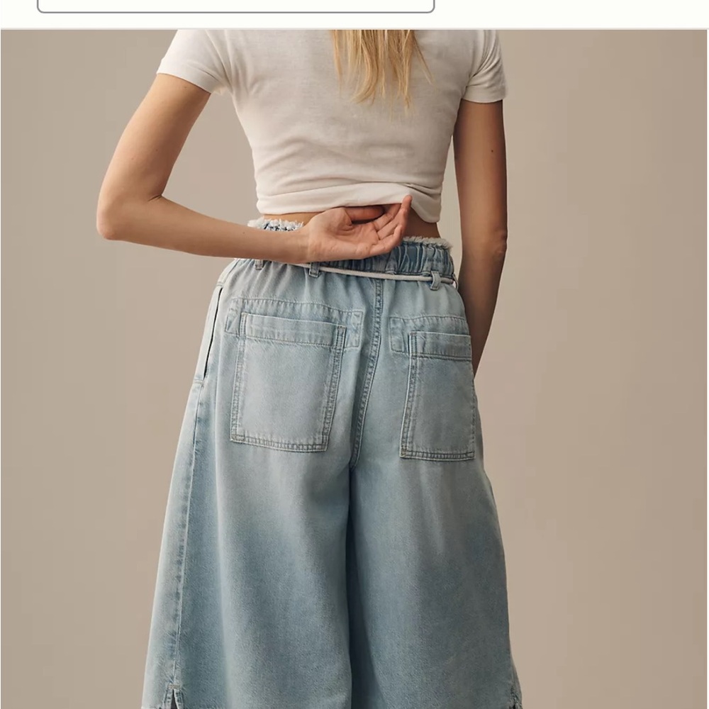 Anthropologie Pilcro Cropped PJ Wide Leg Jeans Large. Worn a couple of times - Picture 2 of 5